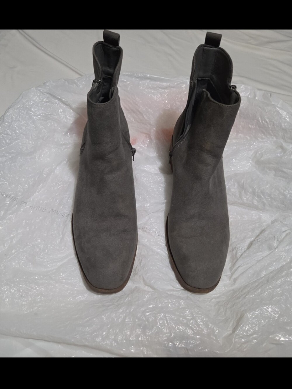 Justfab women's size 10 grey suede ankle boots #30